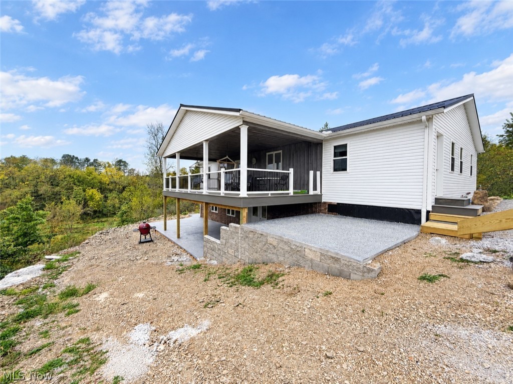 6272 Salineville Road NE Mechanicstown OH 44651