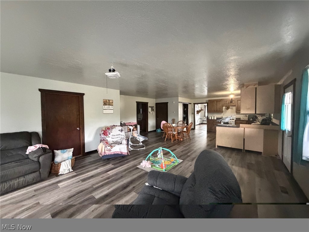 6272 Salineville Road NE Mechanicstown OH 44651