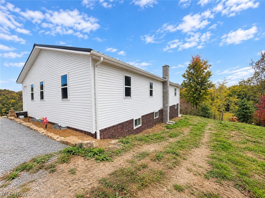 6272 Salineville Road NE Mechanicstown OH 44651
