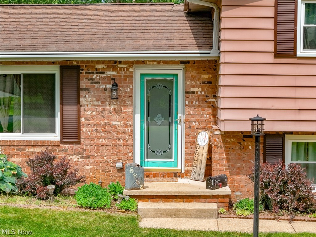 5862 Canterbury Road New Franklin OH 44319