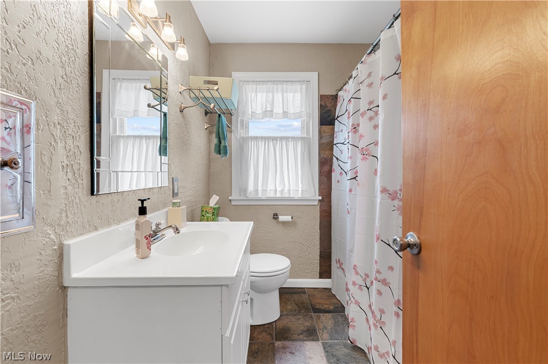 3409 Commonwealth Drive Parma OH 44134