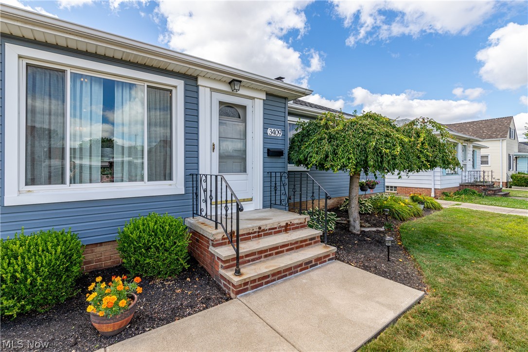 3409 Commonwealth Drive Parma OH 44134