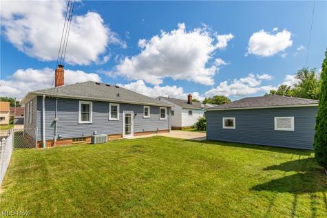 3409 Commonwealth Drive Parma OH 44134