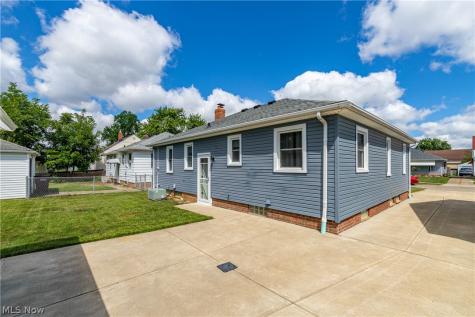 3409 Commonwealth Drive Parma OH 44134