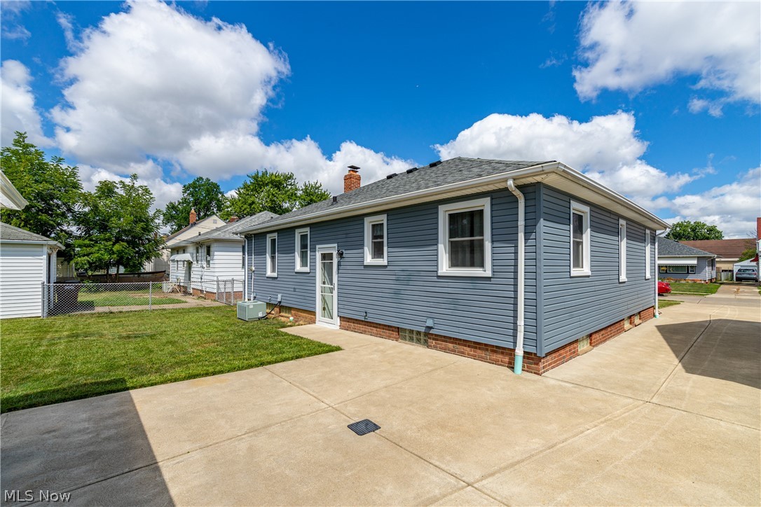 3409 Commonwealth Drive Parma OH 44134