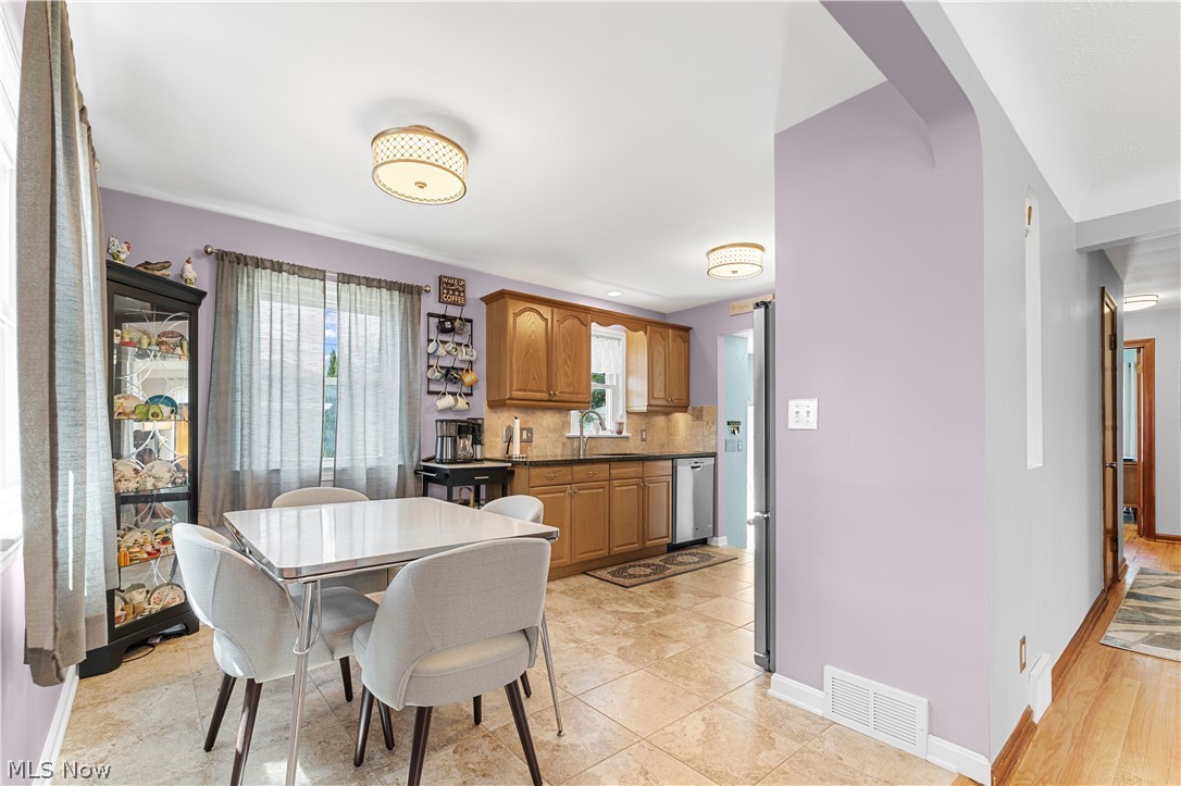 3409 Commonwealth Drive Parma OH 44134