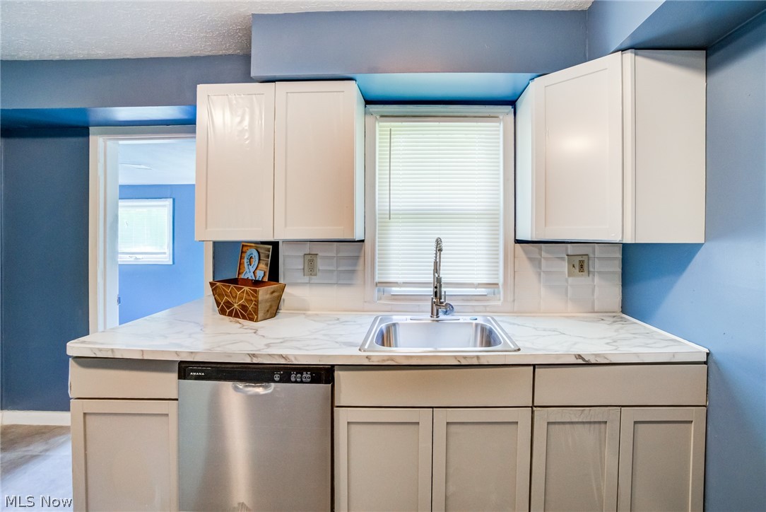 4684 Green Road Warrensville Heights OH 44128