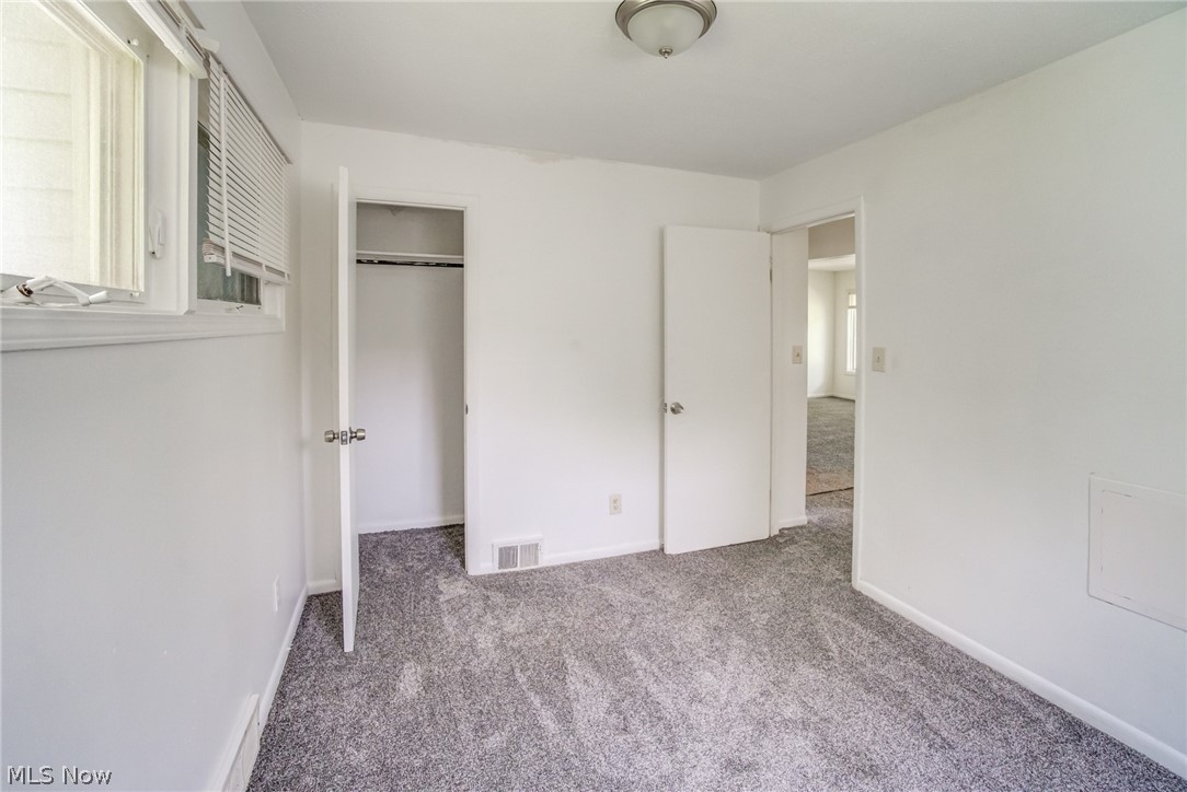 4684 Green Road Warrensville Heights OH 44128