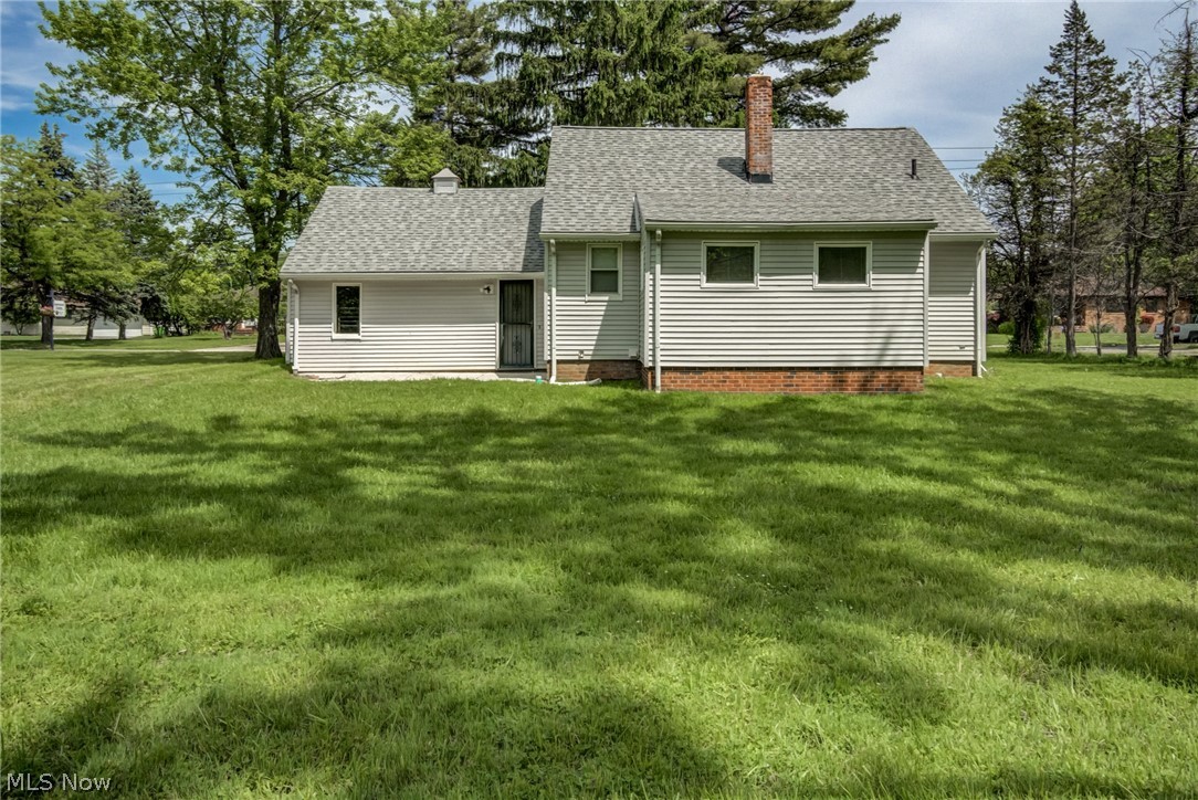 4684 Green Road Warrensville Heights OH 44128
