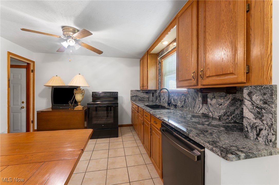 445 Powers Avenue Girard OH 44420