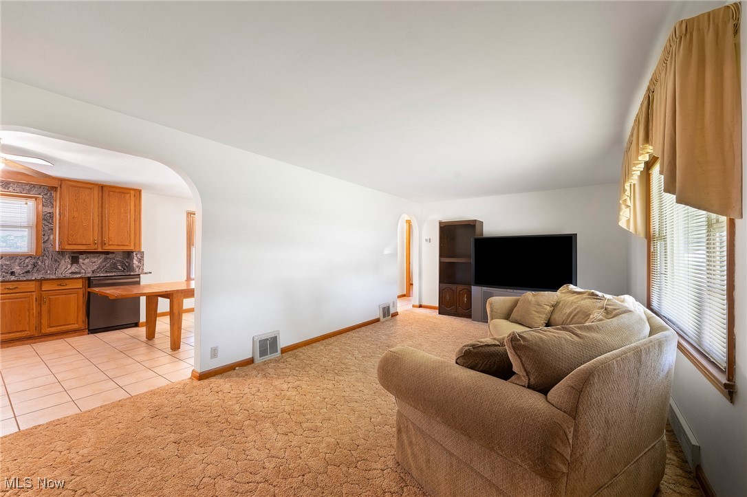 445 Powers Avenue Girard OH 44420