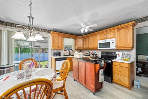 20563 Holly Circle Strongsville OH 44149