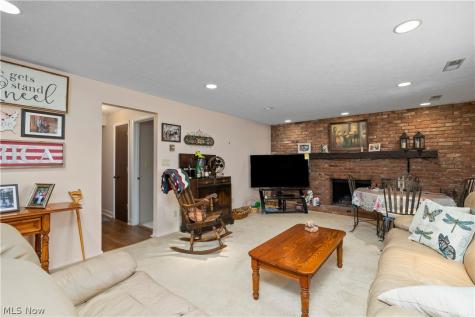 20563 Holly Circle Strongsville OH 44149