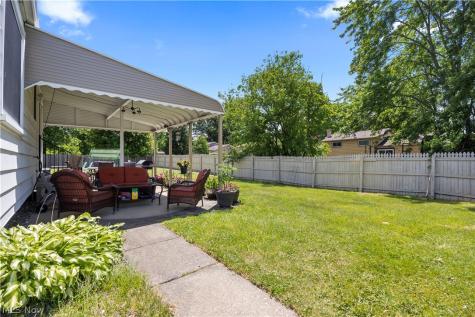 20563 Holly Circle Strongsville OH 44149