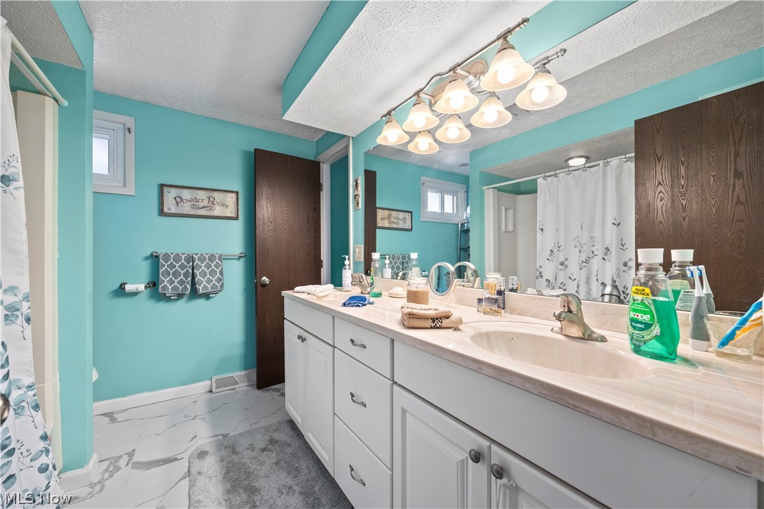 20563 Holly Circle Strongsville OH 44149