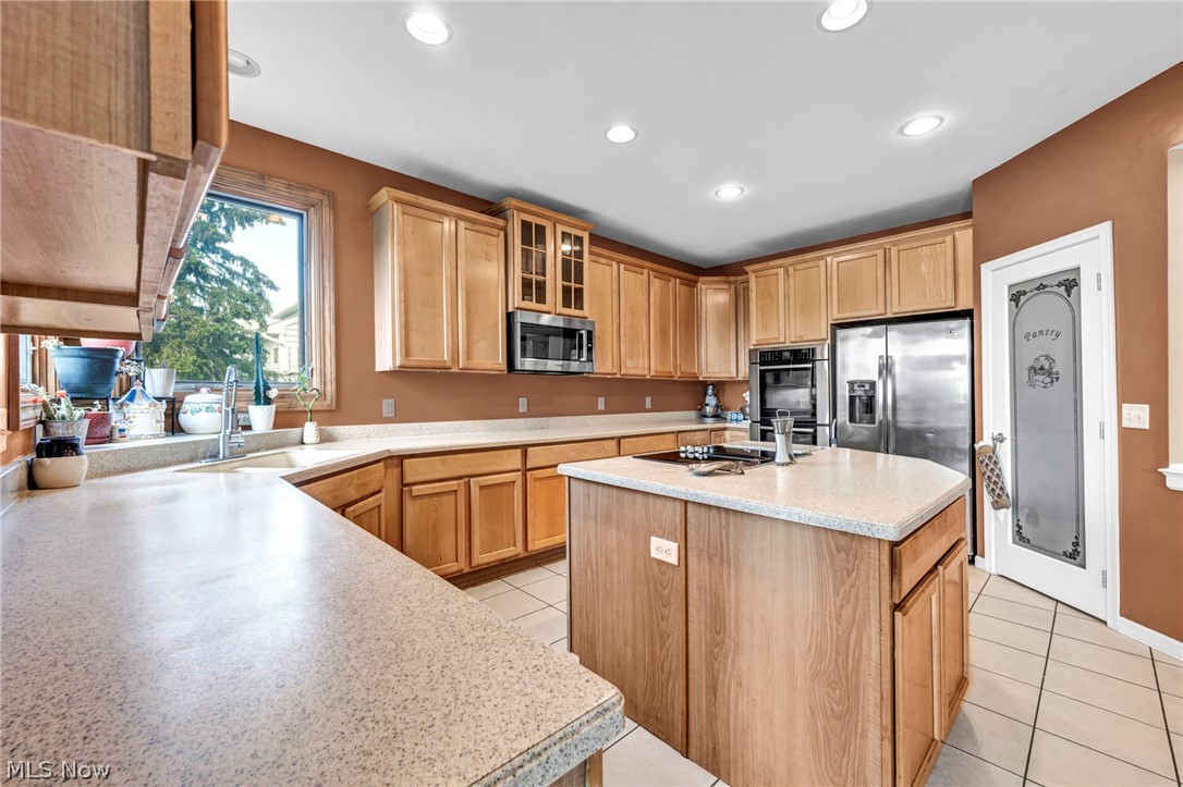 3382 Burgundy Circle Avon OH 44011