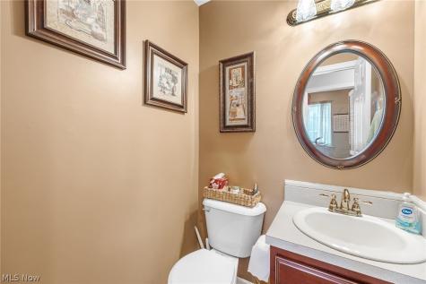 846 Longbrook Drive Wadsworth OH 44281