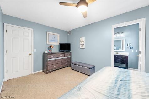 846 Longbrook Drive Wadsworth OH 44281