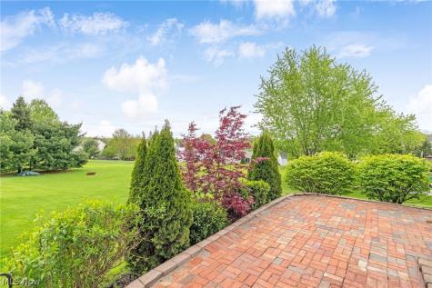 846 Longbrook Drive Wadsworth OH 44281