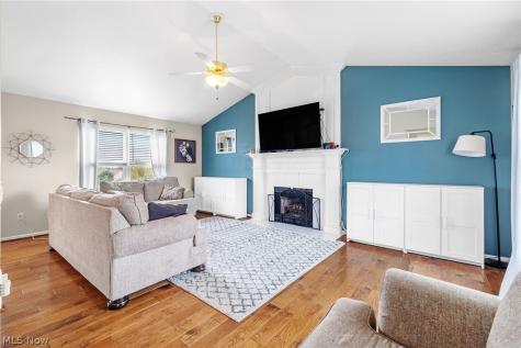 846 Longbrook Drive Wadsworth OH 44281