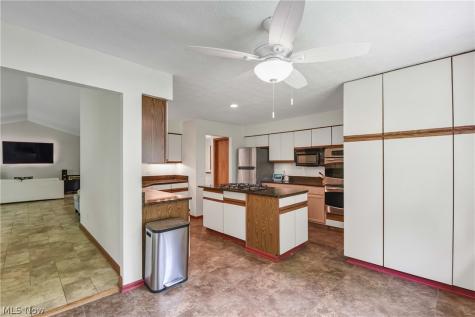 32078 Willow Circle Avon Lake OH 44012