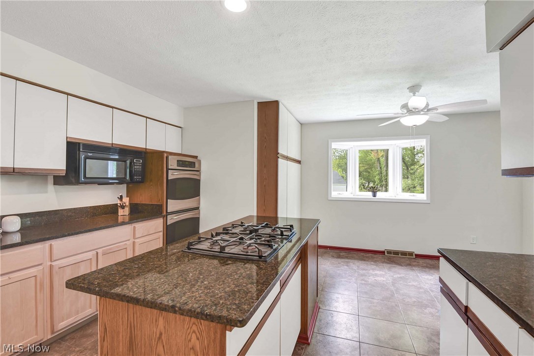 32078 Willow Circle Avon Lake OH 44012