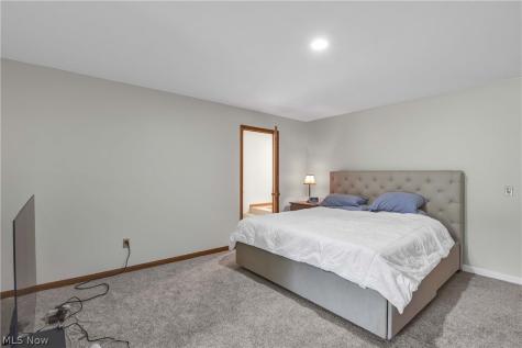 32078 Willow Circle Avon Lake OH 44012