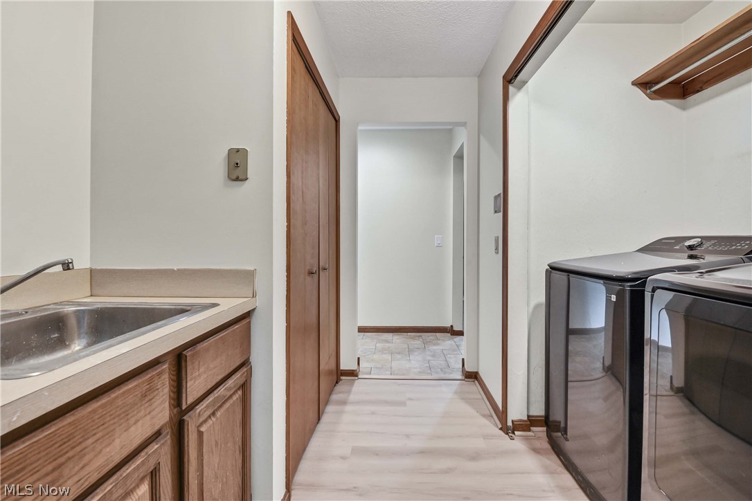 32078 Willow Circle Avon Lake OH 44012