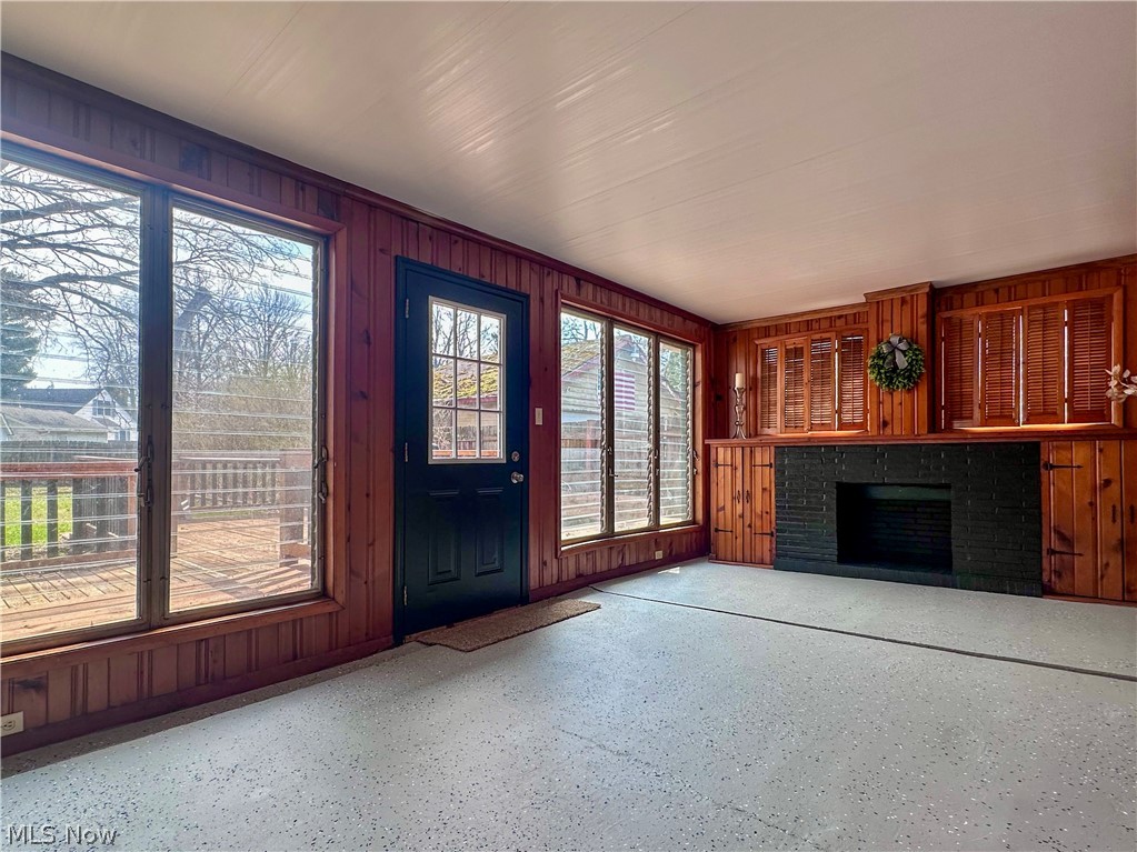 1087 Perkinswood Boulevard SE Warren OH 44484