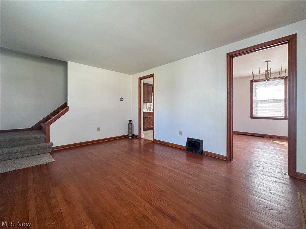 1087 Perkinswood Boulevard SE Warren OH 44484