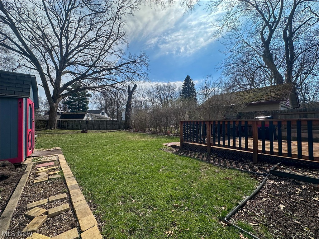 1087 Perkinswood Boulevard SE Warren OH 44484