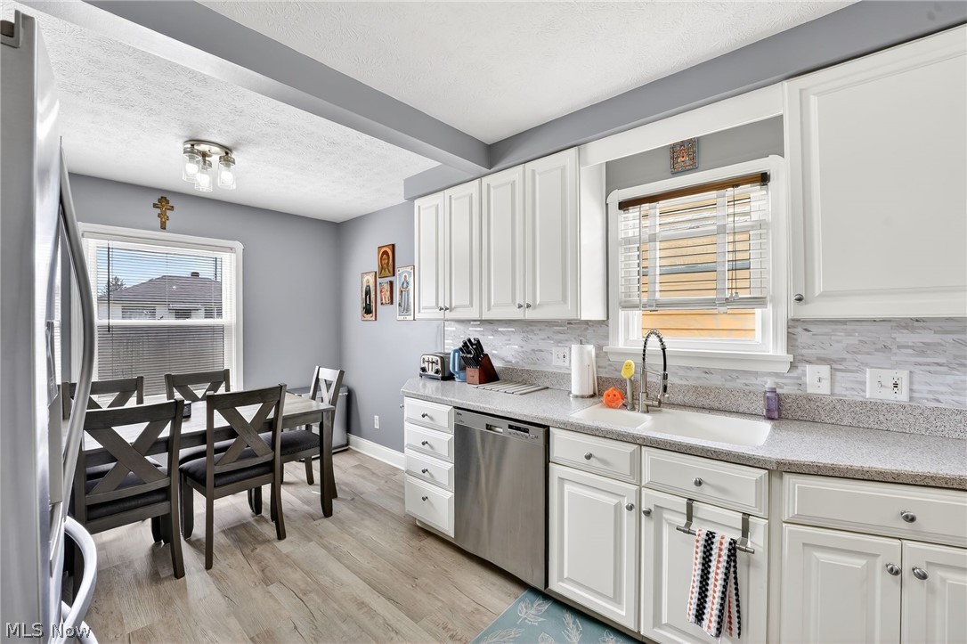 8318 Lanyard Drive Parma OH 44129