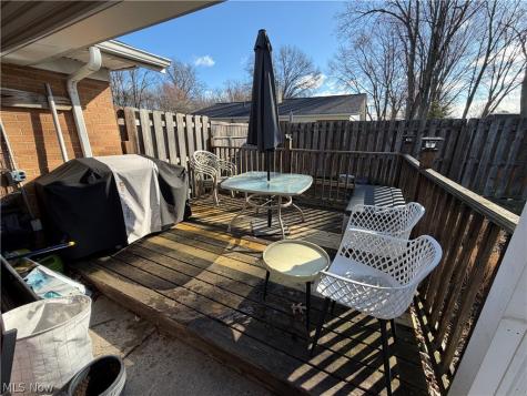 28575 Holly Drive North Olmsted OH 44070