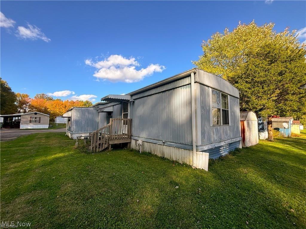 57 Redwood Drive Beloit OH 44609