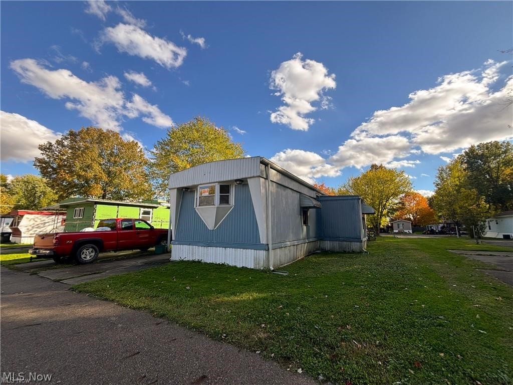 57 Redwood Drive Beloit OH 44609