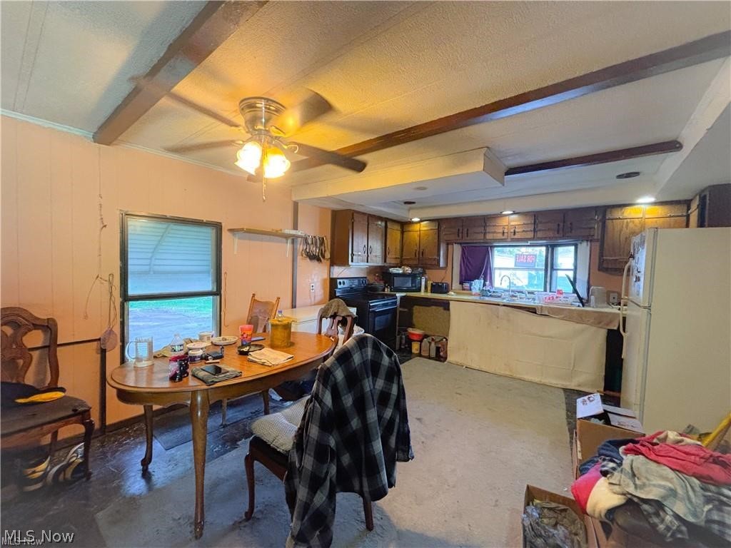 57 Redwood Drive Beloit OH 44609
