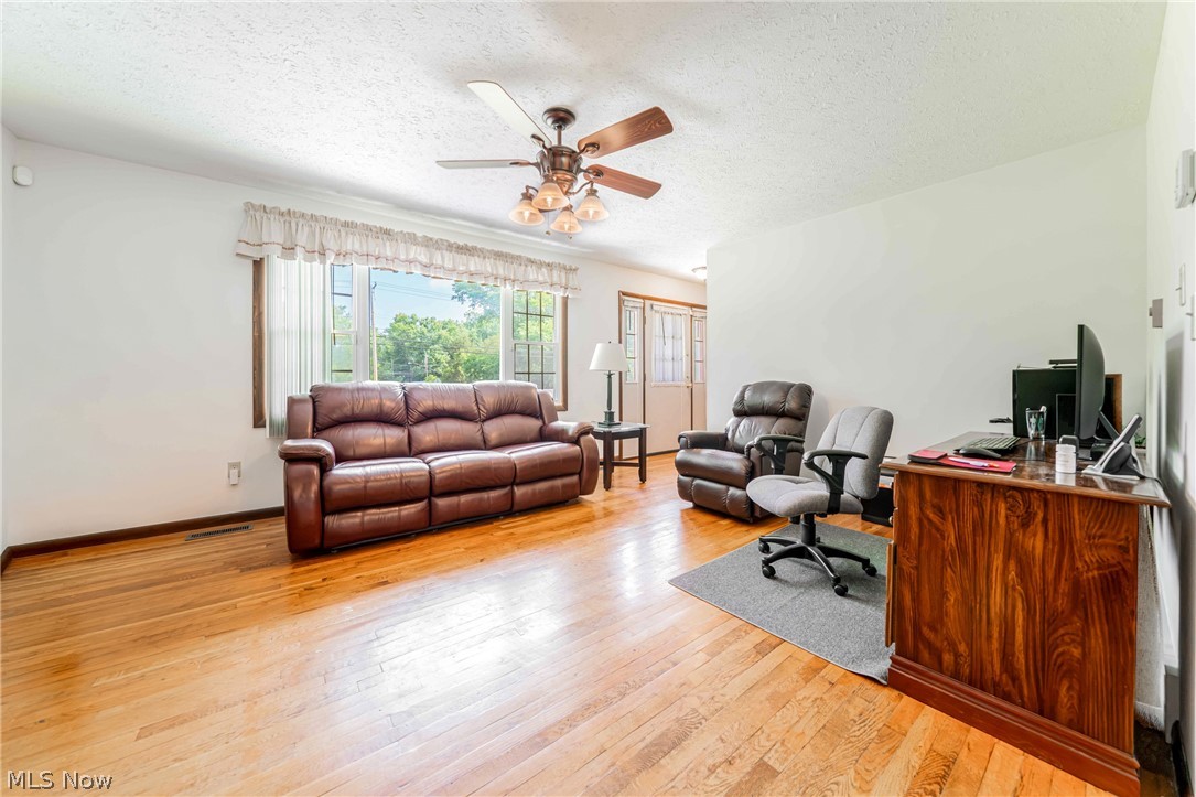 4760 Oster Road Sheffield Lake OH 44054