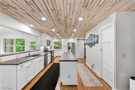 5199 W Ash Road Independence OH 44131