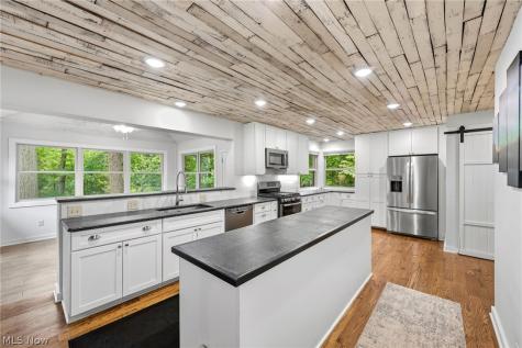 5199 W Ash Road Independence OH 44131