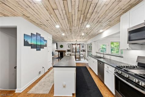 5199 W Ash Road Independence OH 44131