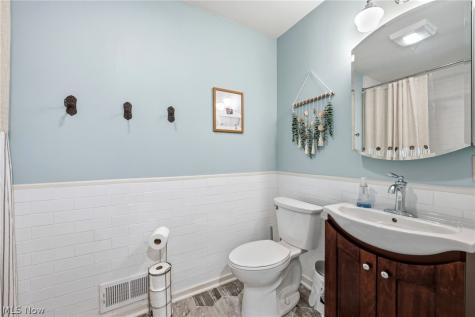 5199 W Ash Road Independence OH 44131