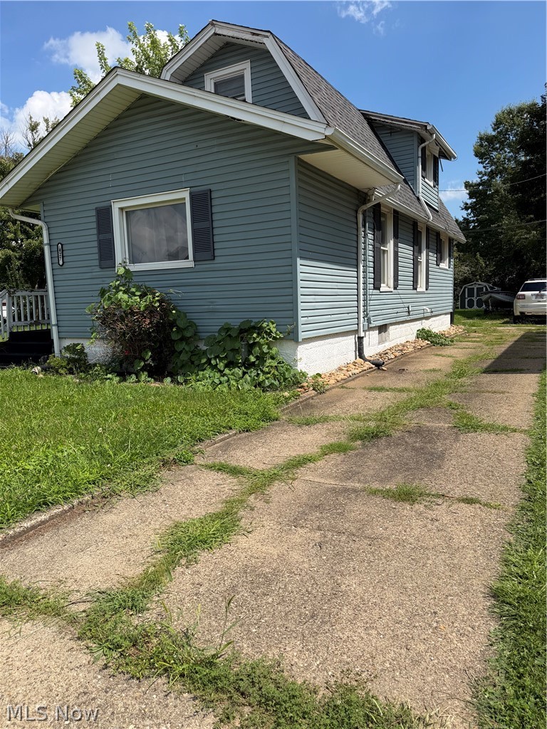 427 4th Street NW New Philadelphia OH 44663