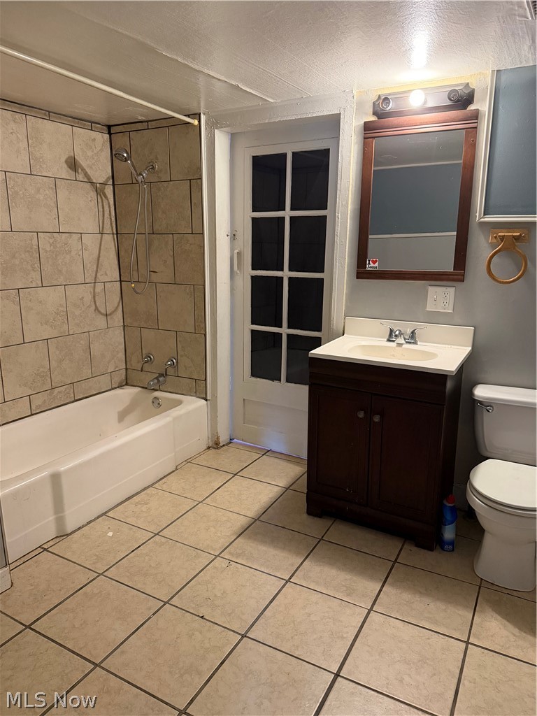 427 4th Street NW New Philadelphia OH 44663