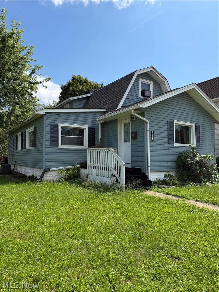 427 4th Street NW New Philadelphia OH 44663