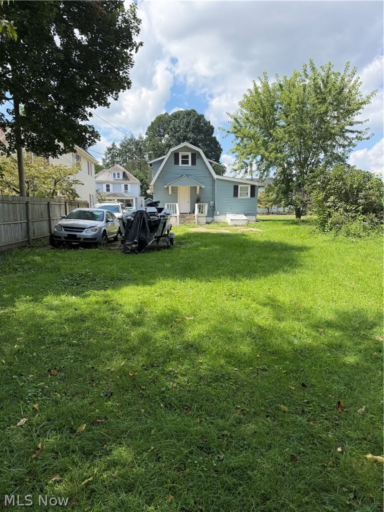 427 4th Street NW New Philadelphia OH 44663