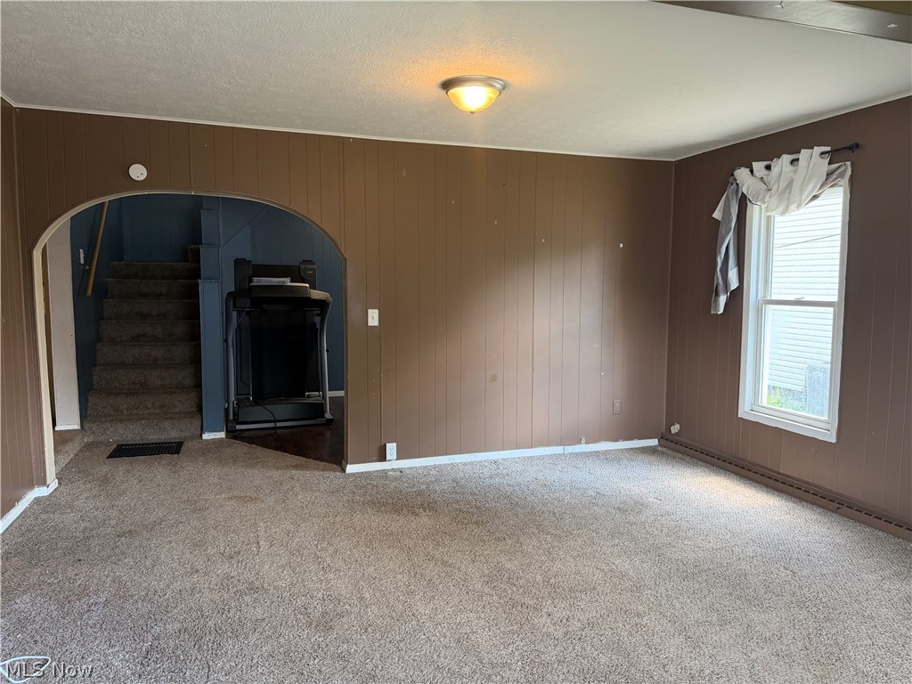 427 4th Street NW New Philadelphia OH 44663