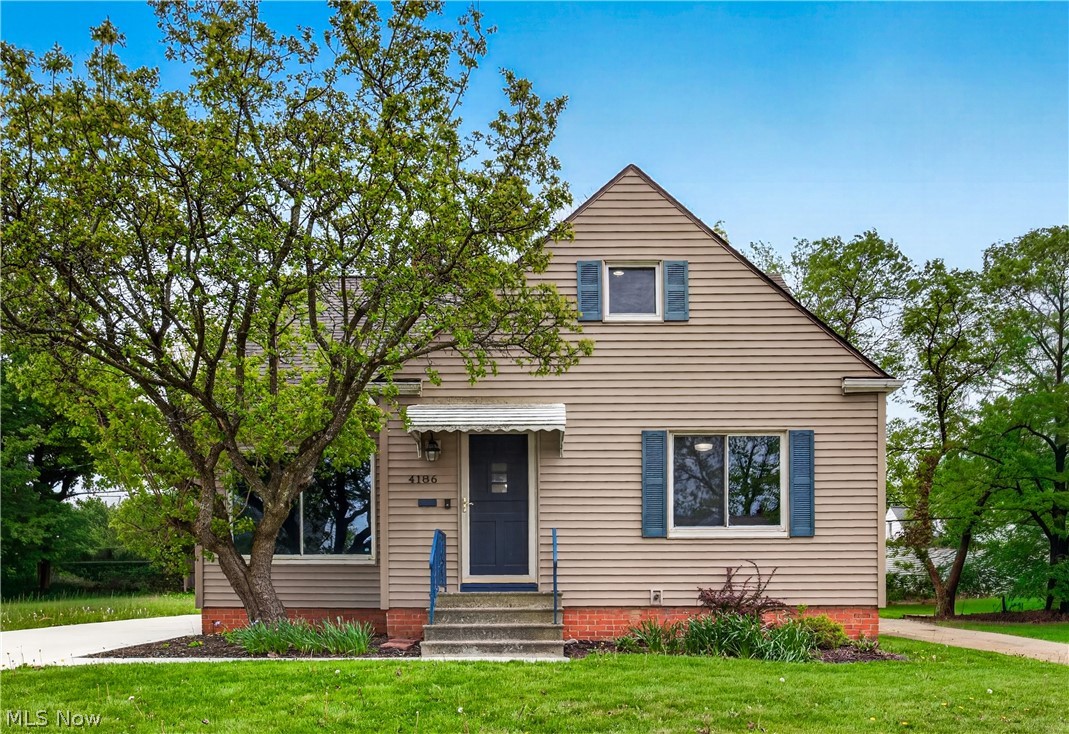 4186 Lambert Road South Euclid OH 44121