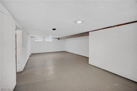 4186 Lambert Road South Euclid OH 44121