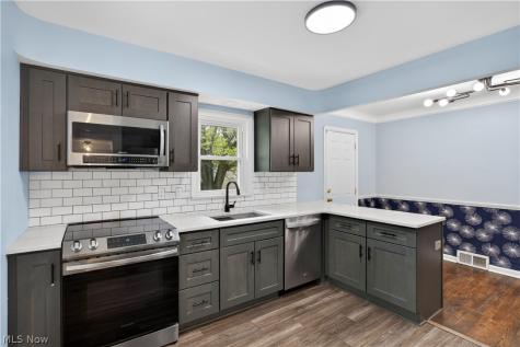 4186 Lambert Road South Euclid OH 44121