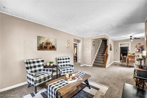 25595 Chatworth Drive Euclid OH 44117